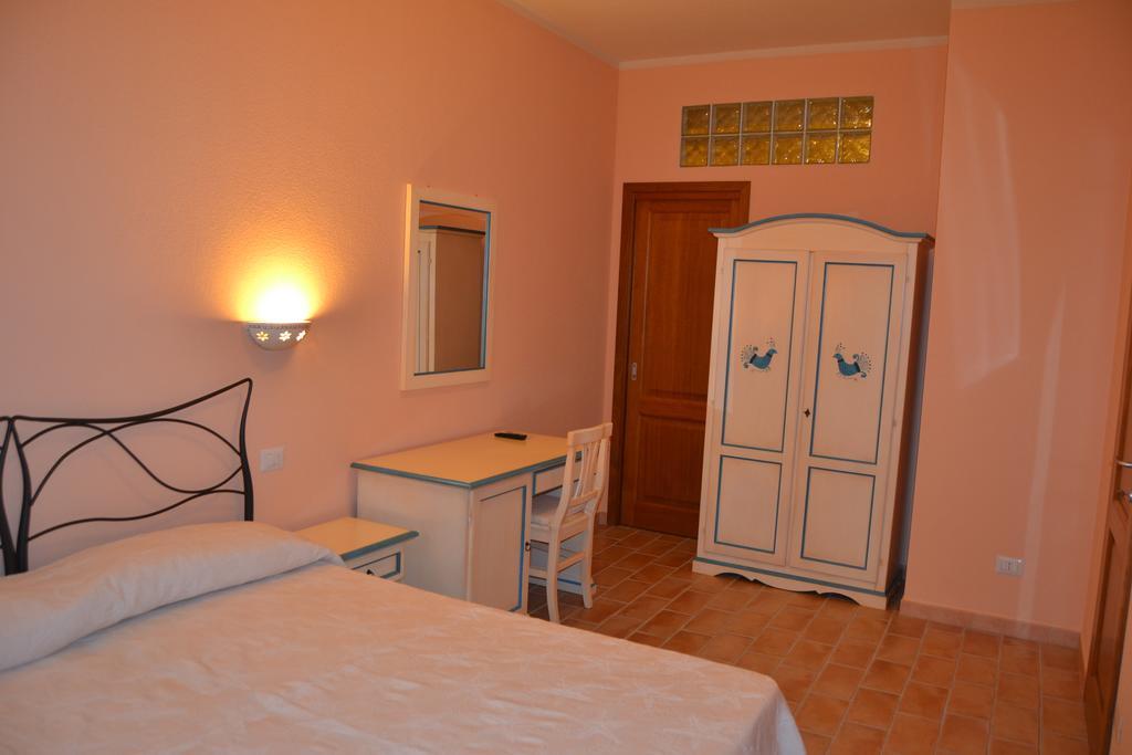 B&B La Pavoncella San Teodoro  Cameră foto