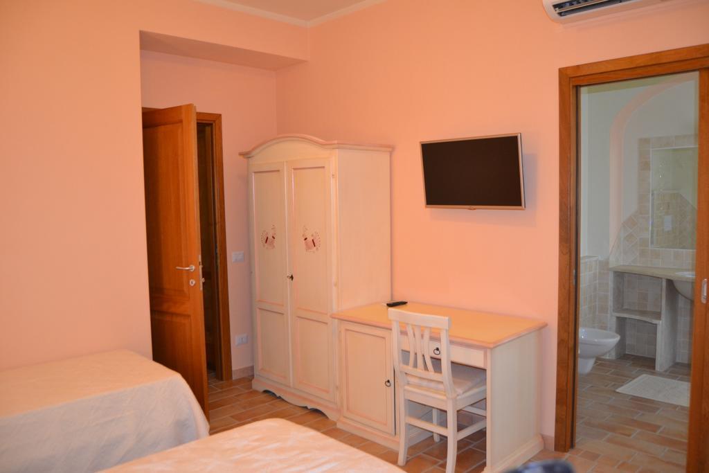 B&B La Pavoncella San Teodoro  Cameră foto